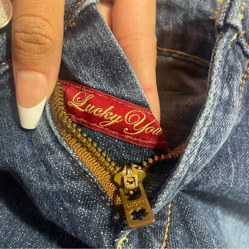 Vintage Size 27 straight leg Lucky Brand Jeans